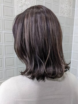 ヘンリエッタ 吉祥寺(Henrietta) ハイライトグレージュ