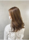 ヘーゼルベージュ/大人可愛い巻きスタイル