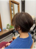 耳かけできるふんわりひし形ショート【BELL用賀/桜新町】