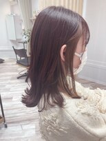 ロエネ(LOENE)&nbsp;【ルイstyle】光の角度で変わる！ピンクとグレージュインナー