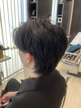 イースト(YEAST) センターパート