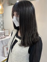 ベルバイヘアスイッチ(by hairswitch)&nbsp;アッシュブラックカラーロングレイヤー大人可愛い　２０代３０代