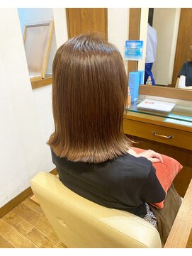 エクリ 麻布十番(equri) 切りっぱなしボブ