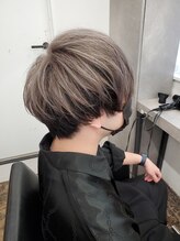 アドラ(ADLLA)