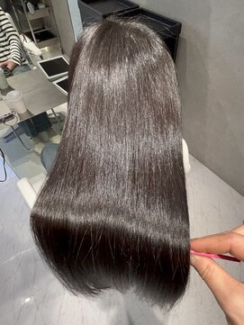 ルミス 銀座(Lumis) ストレートスタイル/艶髪/髪質改善/縮毛矯正/銀座/東銀座