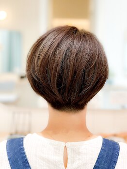 カームバイリベルタ(calm by Re:berta)の写真/気になる白髪をカバーしながら、おしゃれでデザイン性のあるカラーを表現☆大人女性の魅力を引き出します◎