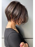 外国人風前下がりレイヤーショートグレージュ　n7.5.18