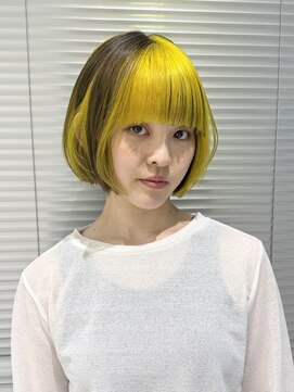 ノラ シンディ(NORA CYNDY) デザインカラーブラックカラー黄色ブリーチハイトーン