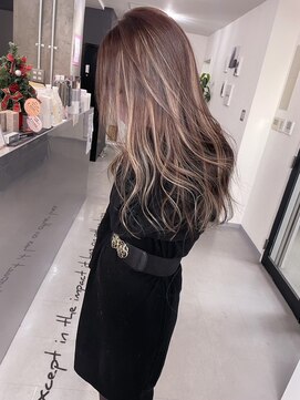 キング 心斎橋店(K!ng) 縮毛矯正髪質改善レイヤーカットトリートメント心斎橋美容室