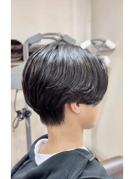 エラン 鈴鹿(Elan) 毛流れセンターパート