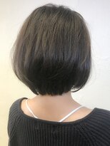 ウィロー(WILLOW)&nbsp;【WILLOW】ツヤのある綺麗な前下がりショートボブ(井下貴史)