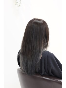 ヘアバイプルーヴ(Hair by PROVE) グレーアッシュ×グラデーション