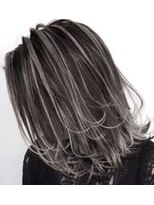 シエル(Ciel)&nbsp;#ハイライト#グレージュ#グラデーション#インナー#外国人風