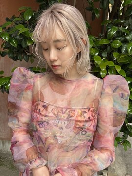 ケイリー(KAYLEE) KAYLEE STYLE ハイトーンボブ