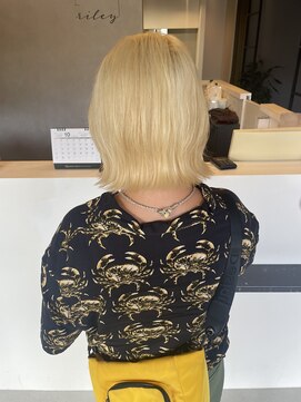 ライリー(riley) 抜きっぱなしブロンド