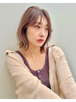 トレス(TRESS)&nbsp;レイヤーボブ　くびれボブ　外ハネレイヤー　大人ボブ