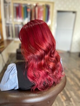 フリーク 石岡店(FREAK) 全頭ブリーチ【赤系】