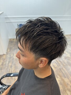 ヤイ(Yhai) カット