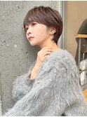 小顔ヘアふんわりショート簡単スタイリングブリーチなしカラー