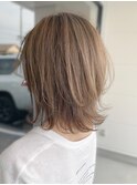 20代30代40代ミルクティベージュオルチャンヘアハイトーン