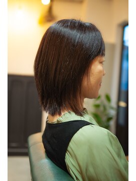 リスボーン(RESBORN) 【30,40,50代ナノバブルと白髪ぼかしで収まりのいい艶髪に】