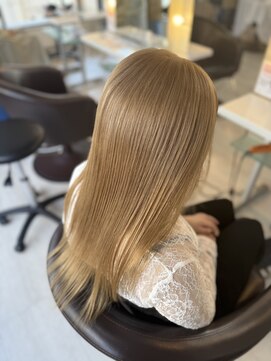 トモズヘアデザイン(Tomo's Hair Design) ブロンドベージュ
