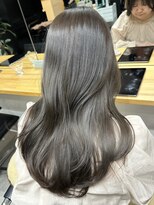 ディーエックス スリー(Dxxxx III)&nbsp;オリーブグレージュ