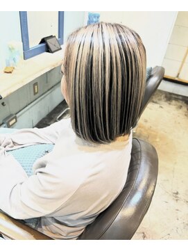 ハウス(the HOUSE) コントラスト抜群　アンブレラカラー