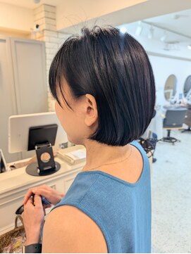 メモリーズ 銀座(Memories) ツヤサラボブショート