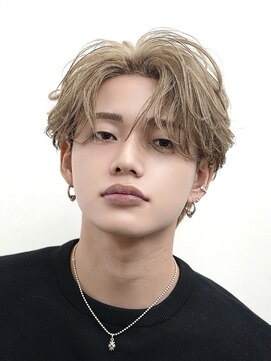 メンズフィール 東梅田店(MENS FEEL) フェザーパーマ/シャドウパーマ/波巻きパーマ/ツイスト/大阪梅田