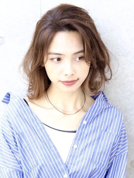 フリーラ 表参道(freera) オススメ 似合わせ カット 外ハネ