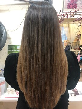 ヘアメイク アンティ サイエンスアクアトリートメントうる艶ストレートロングスタイル