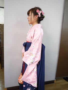 美容室 人形の家 本店 卒業式♪着付け