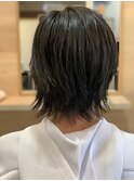 センターパートウルフ