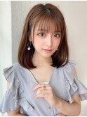 大人かわいい Aラインボブベージュ抜け感くすみカラー
