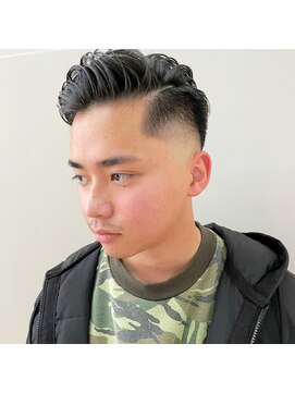 イーエル グランデ(e.ll grande) スキンフェードカット