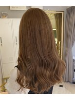 エコル(EKOLU)&nbsp;ブリーチしたのにツヤツヤのまま♪ミルクティーベージュ