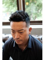 エーピーティートアウエスト(APT. TOR WEST)&nbsp;Feather up Skin fade