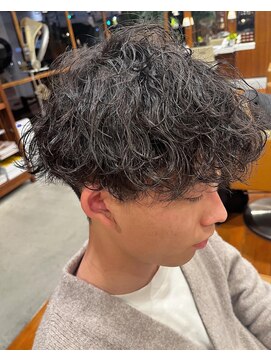 シーツー 川口店(C2) メンズ波巻きパーマ