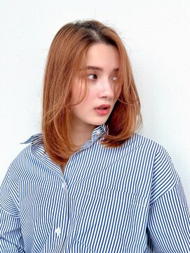 グリードヘアー セルフィッシュ(GREED hair SELFISH) ミディアムレイヤーハイトーンロングボブ