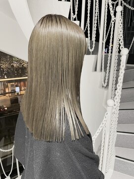 オンザ(ONTHE) ピスタチオベージュ