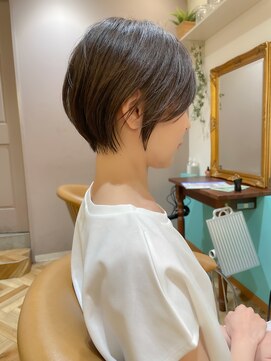 ロンド ブランシュ 錦糸町北口(Lond blanche) 丸みとくびれショート石渕智也