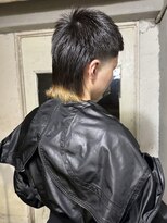 ロイジー(roijir)&nbsp;表参道roijir×テーパーフェード×ウルフカット