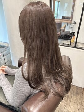 ローネス(LONESS) グレージュ　レイヤーカット　透明感カラー