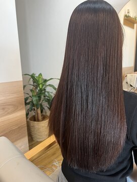 サンセリテ(Sincerite) 潤い艶感ストレート×ラウンドカット