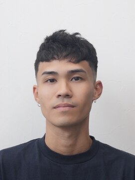 アストロ(ASTRO) クロップスタイル×フェードカット/刈り上げ/ビジネスショート