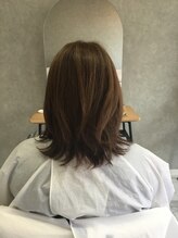 ビースリー(b three)&nbsp;セミロングレイヤー