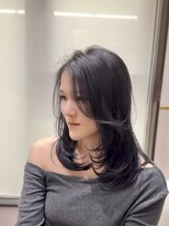 ジーナ 高槻(Zina) ワンカールレイヤーカット/韓国ヘア