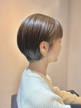 ジ オスカー(THE OSCAR) 大人可愛いショート・ボブで小顔に◎ベージュカラー◎前田加奈子