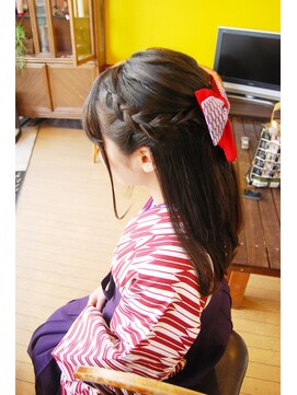 ベル(BELL) ストレートハーフアップ【BELL桜新町/用賀】